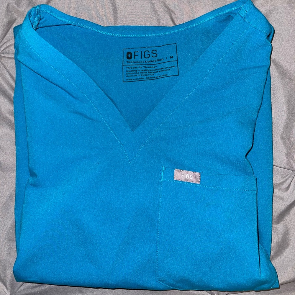 FIGS Scrub Shirt